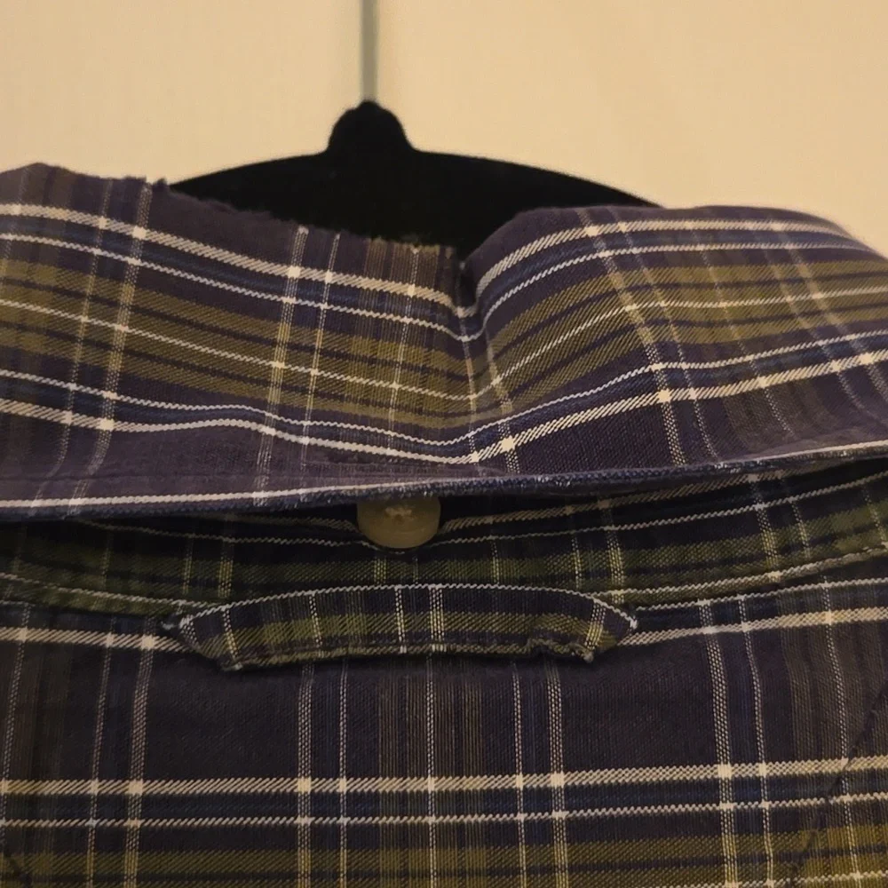 Tommy Hilfiger Men's Classic Fit Short Sleeve Buttondown Shirt